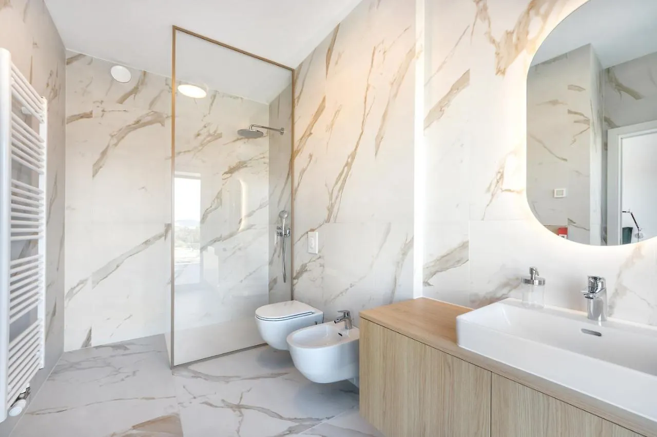 Modern Three-Bedroom Residence Masarykova With Private Parking Ljubljana Apartment